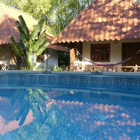 Naturalmente Boutique Bungalows Y Cocina Mediterranea Las Lajas  Eksteriør bilde