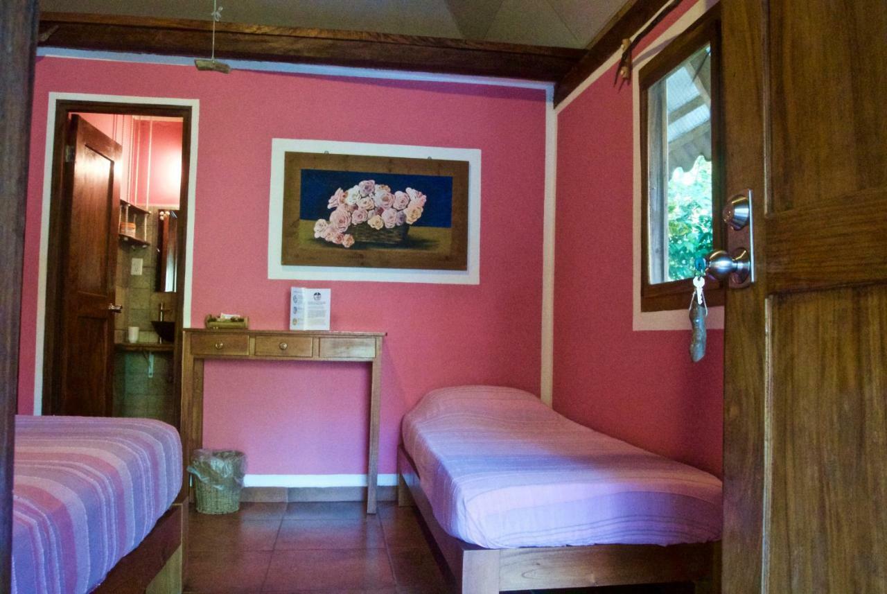 Naturalmente Boutique Bungalows Y Cocina Mediterranea Las Lajas  Eksteriør bilde