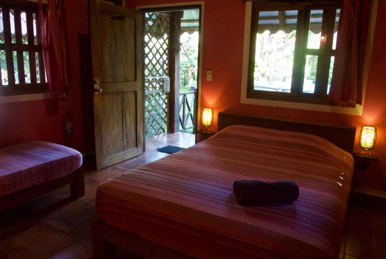 Naturalmente Boutique Bungalows Y Cocina Mediterranea Las Lajas  Eksteriør bilde